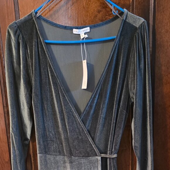 Baltic Born Baltic Born Esmerelda Velvet Wrap Maxi Dress - Picture 1 of 3